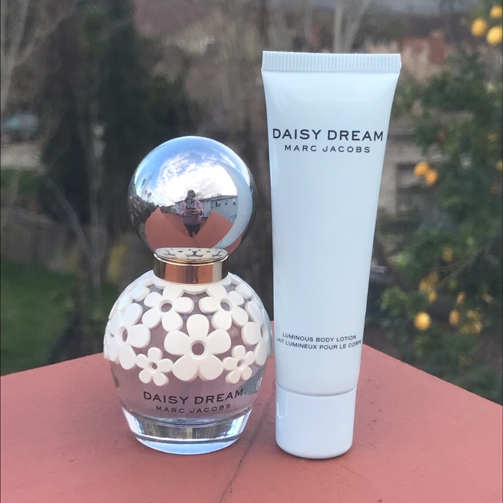 💎NEW Marc Jacobs Daisy Dream Set💎